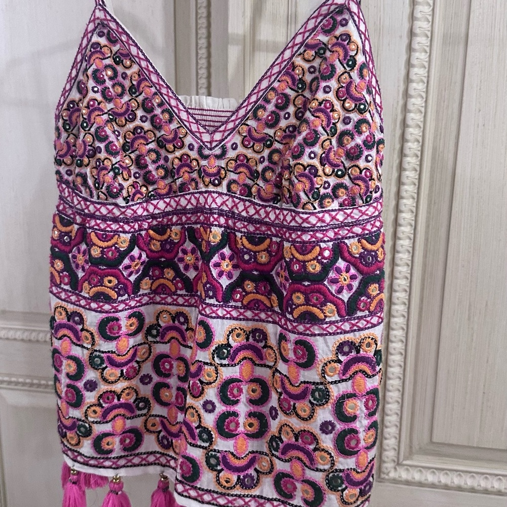 Colorful Embroidered Sleeveless tank top with mirrors and tassels